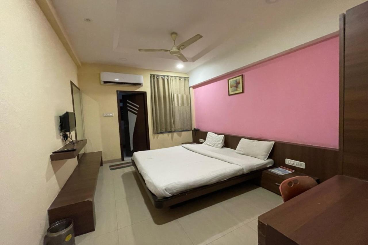 Collection O 84499 Hotel Nakshatra Inn Indore Exterior foto